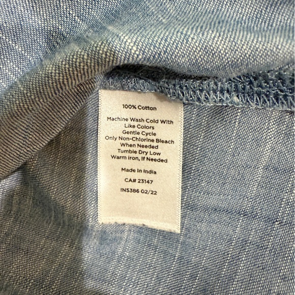 Talbots RUFFLE TRIM SLEEVELESS SHELL - DENIM SLUB - Picture 5 of 5